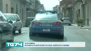 VITTORIA - DETENEVA STUPEFACENTI IN CASA  ARRESTATO 28ENNE
